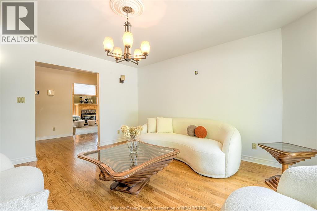 36 Meadow LANE - 11