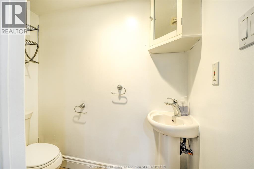 36 Meadow LANE - 27