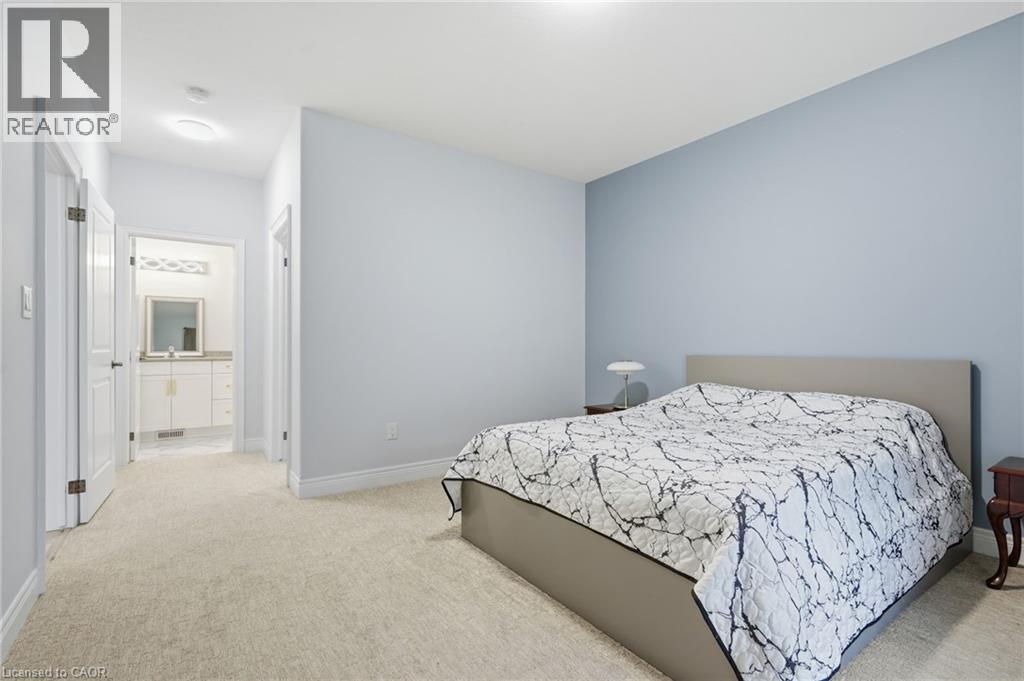 35 BUTLERS Drive N - 19