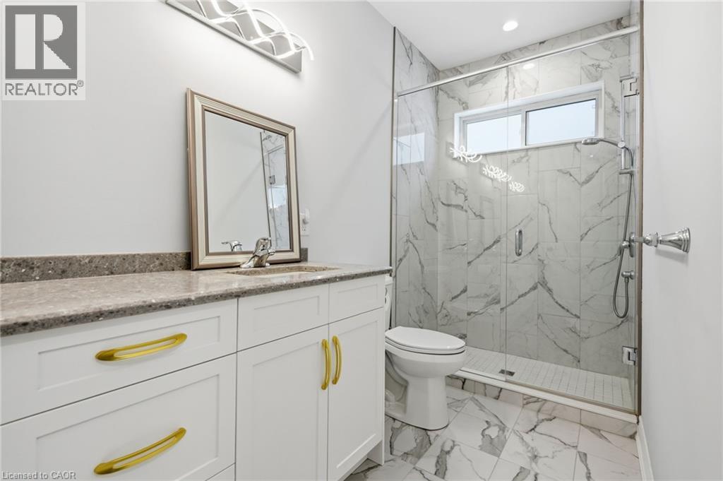 35 BUTLERS Drive N - 21