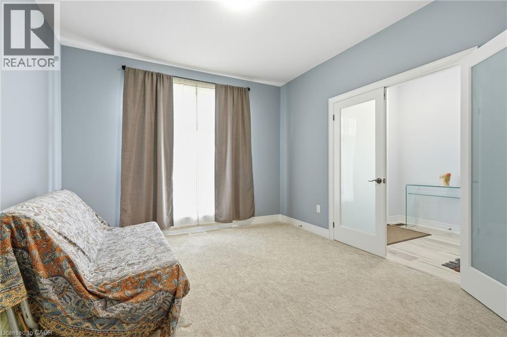 35 BUTLERS Drive N - 6