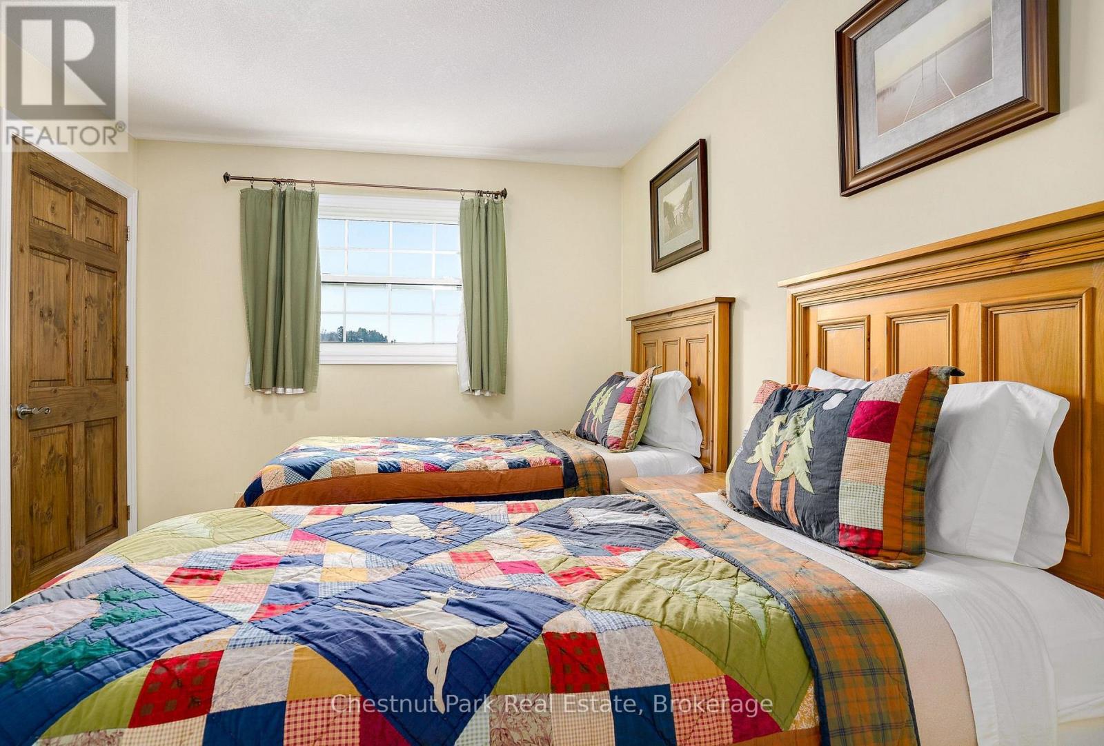 #115-10 1052 RAT BAY ROAD - 28