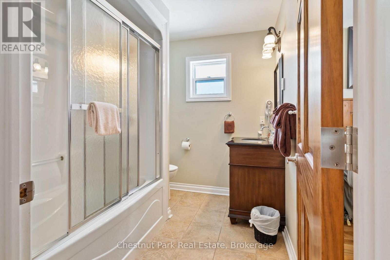 #115-10 1052 RAT BAY ROAD - 8