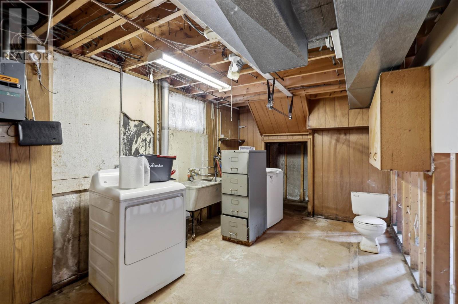 27 Northwood ST - 21