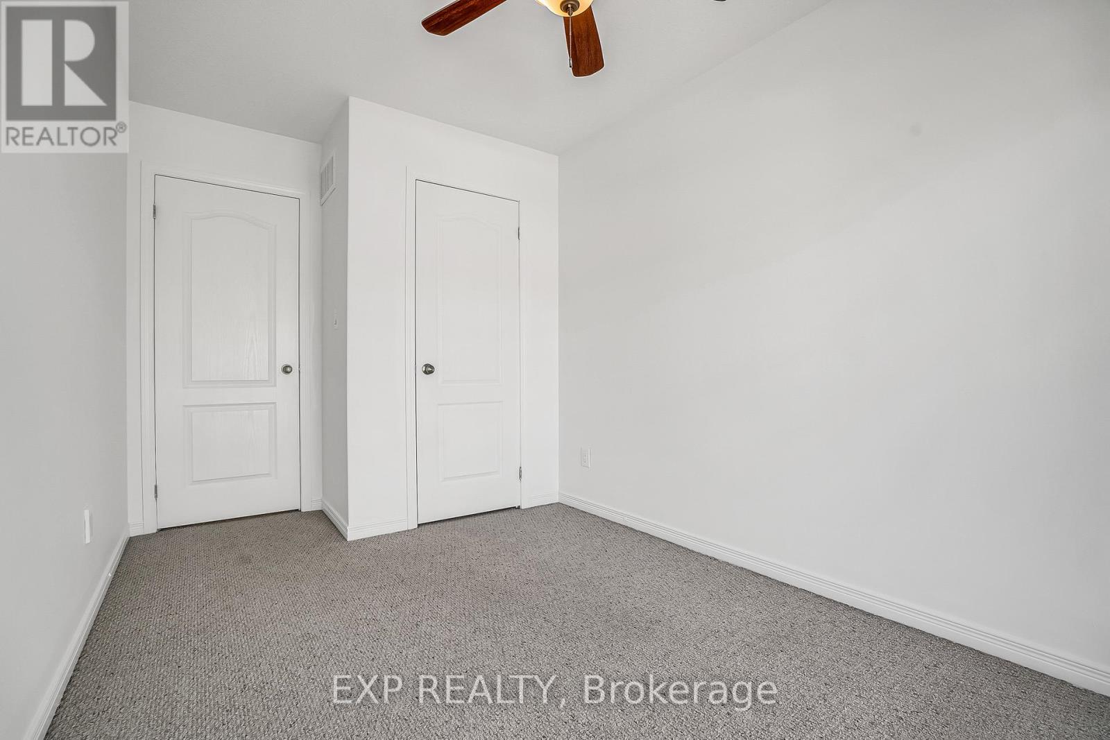 #6 75 PRINCE WILLIAM WAY - 34