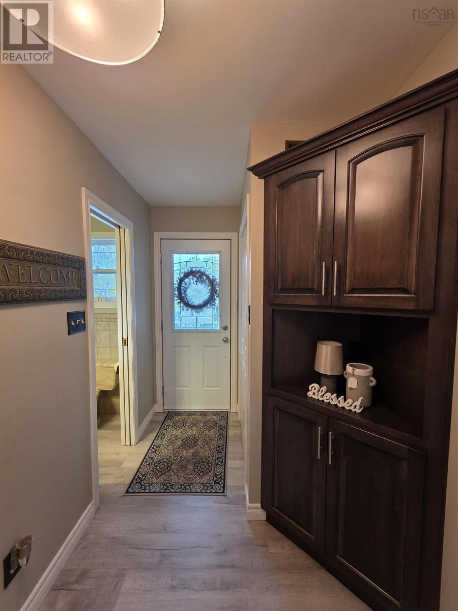 44 Beaumont Avenue - 3