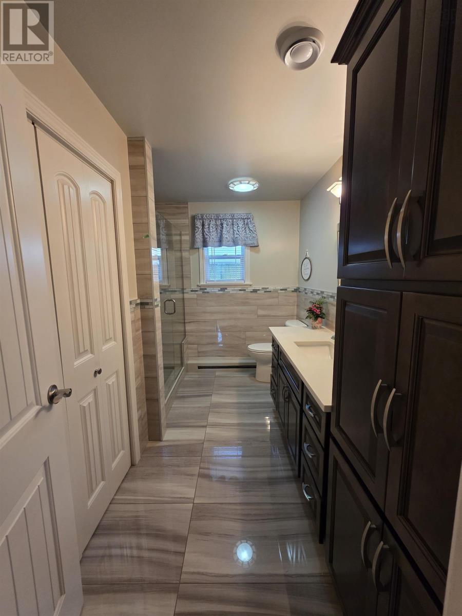 44 Beaumont Avenue - 6