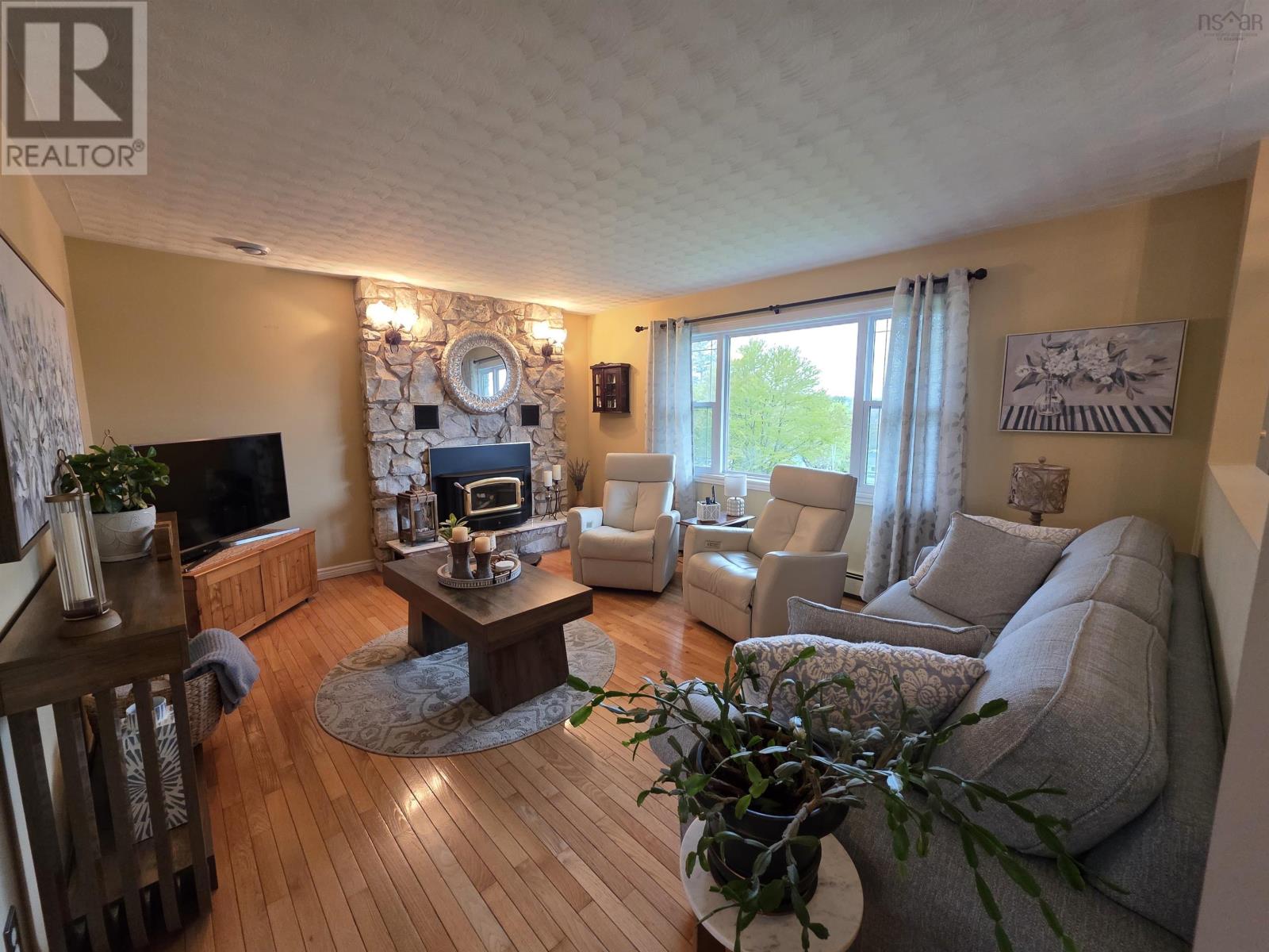 44 Beaumont Avenue - 8