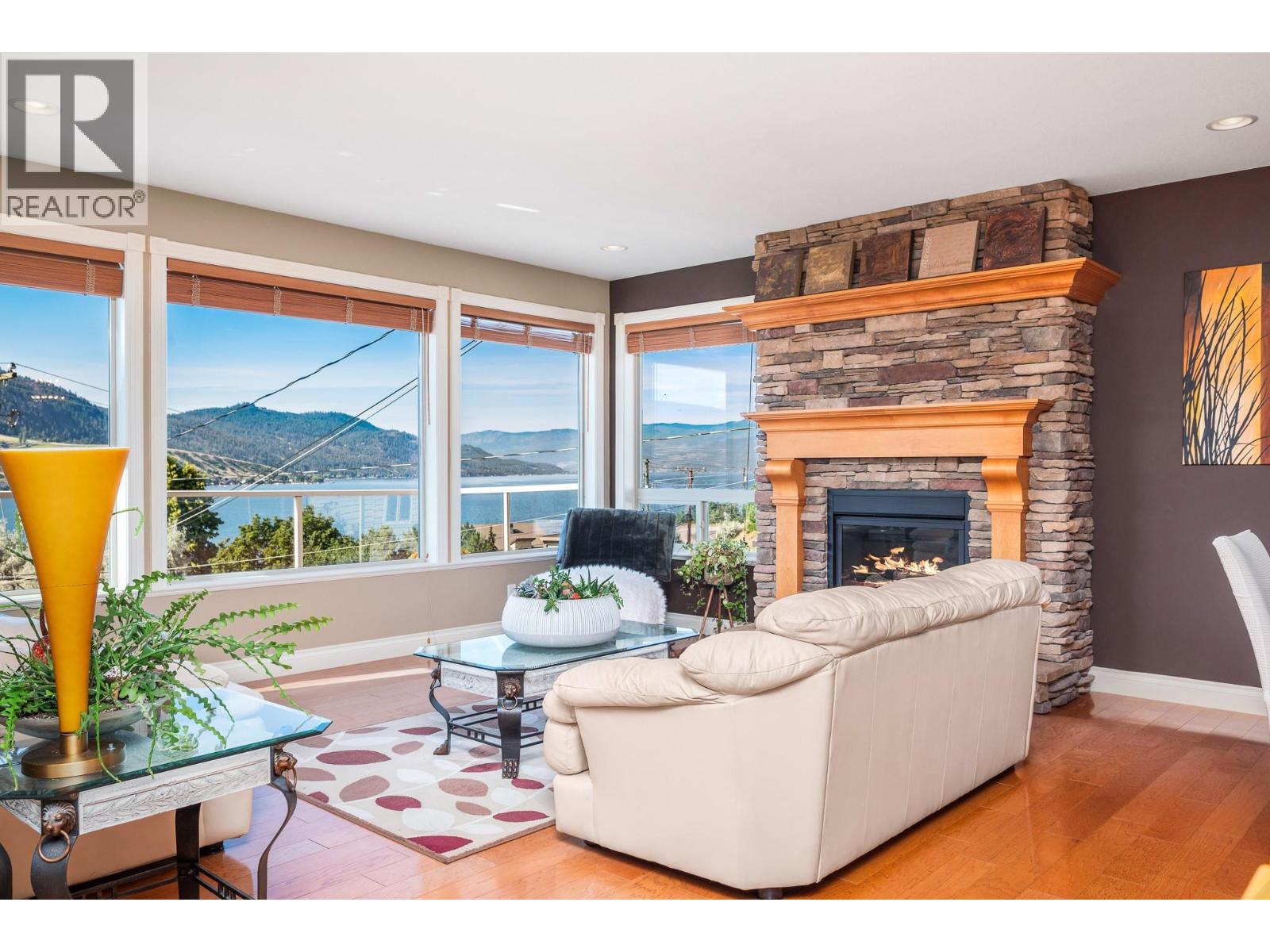 7551 Tronson Road - 8
