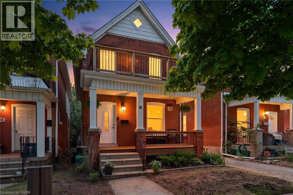 30 DUNDAS Street - 1