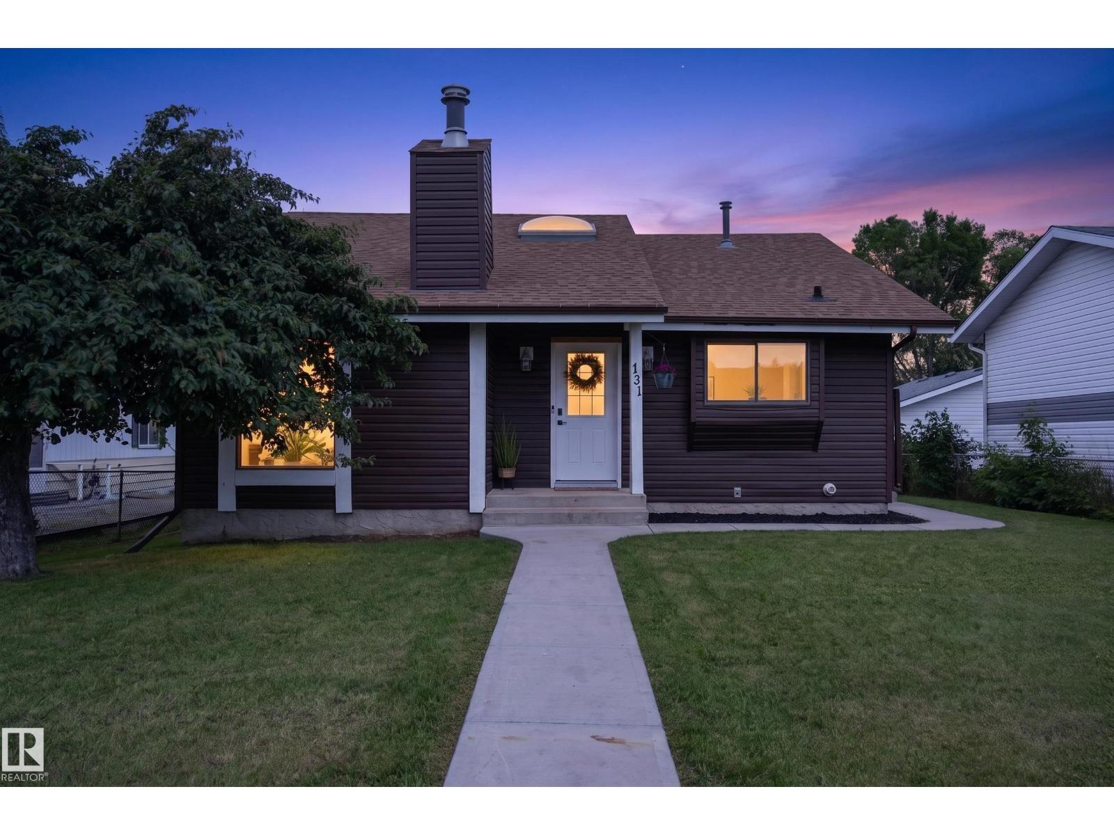 131 Cameron Crescent - 1