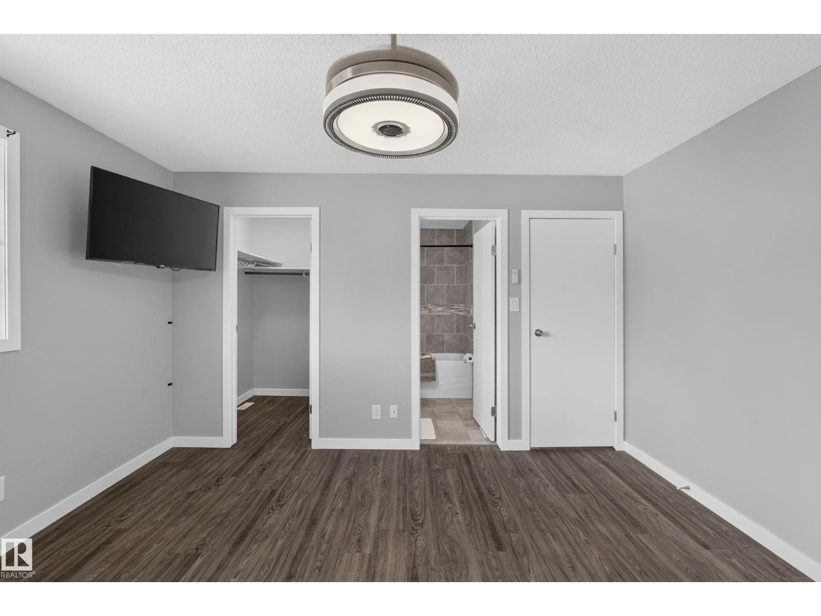 131 Cameron Crescent — photo 19