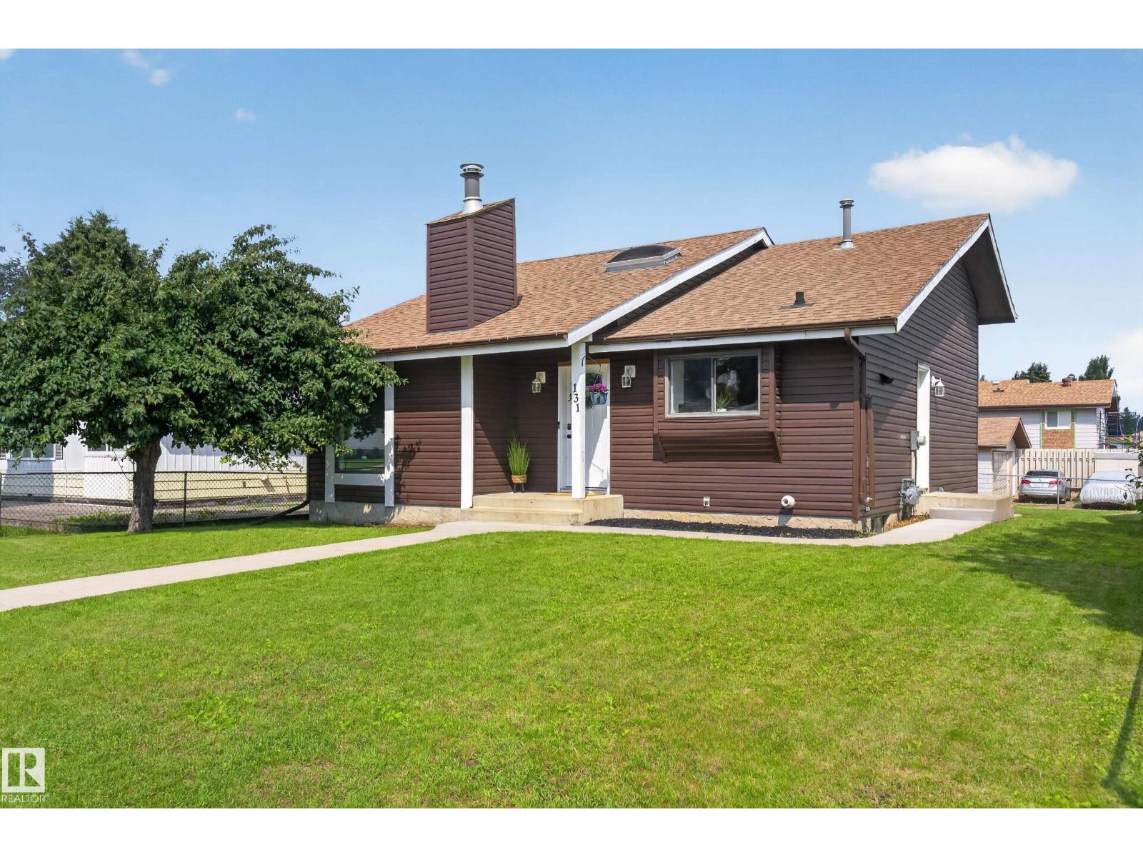 131 Cameron Crescent - 3