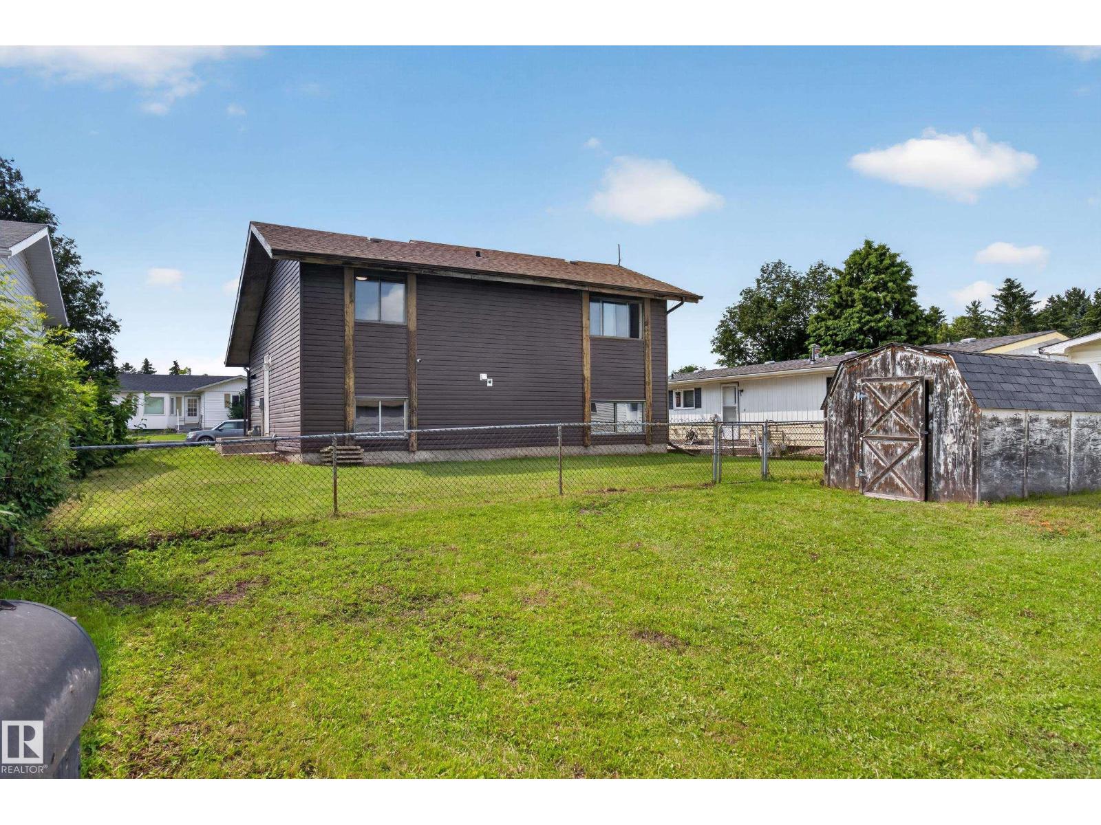 131 Cameron Crescent - photo 4