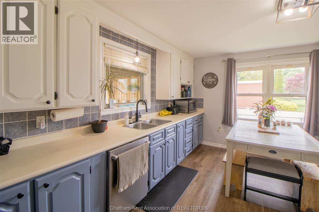 100 Taylor AVENUE - 9