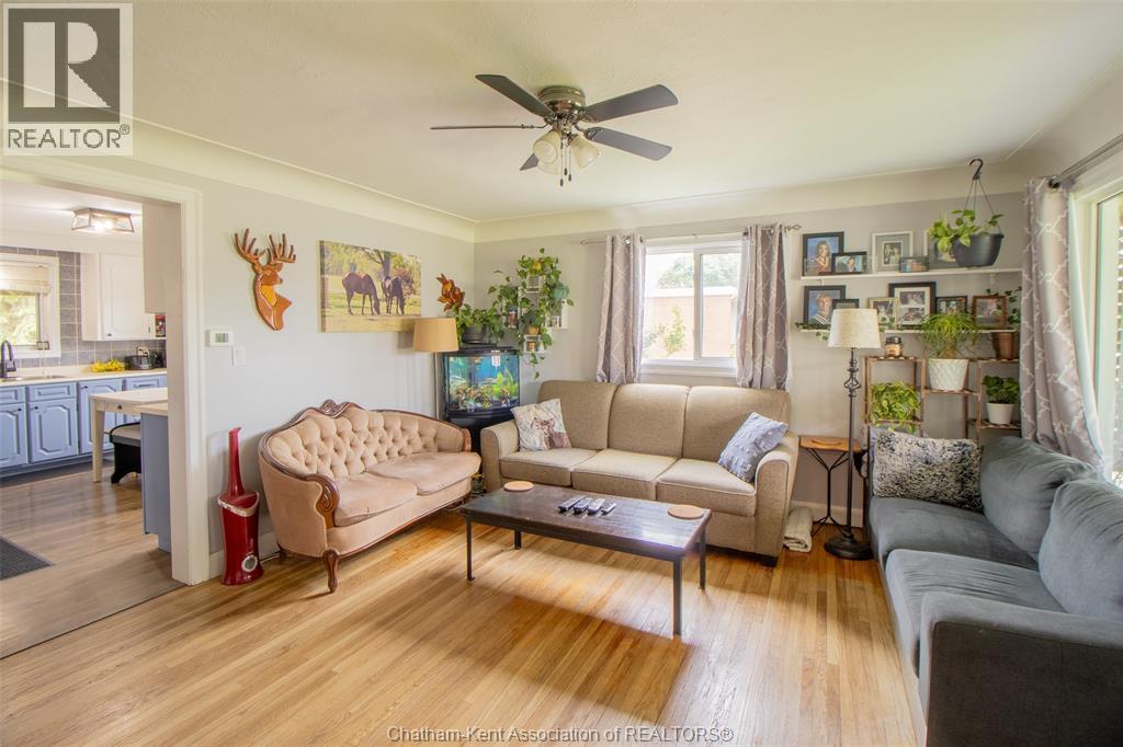 100 Taylor AVENUE - 4