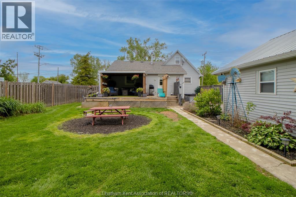 100 Taylor AVENUE - 20