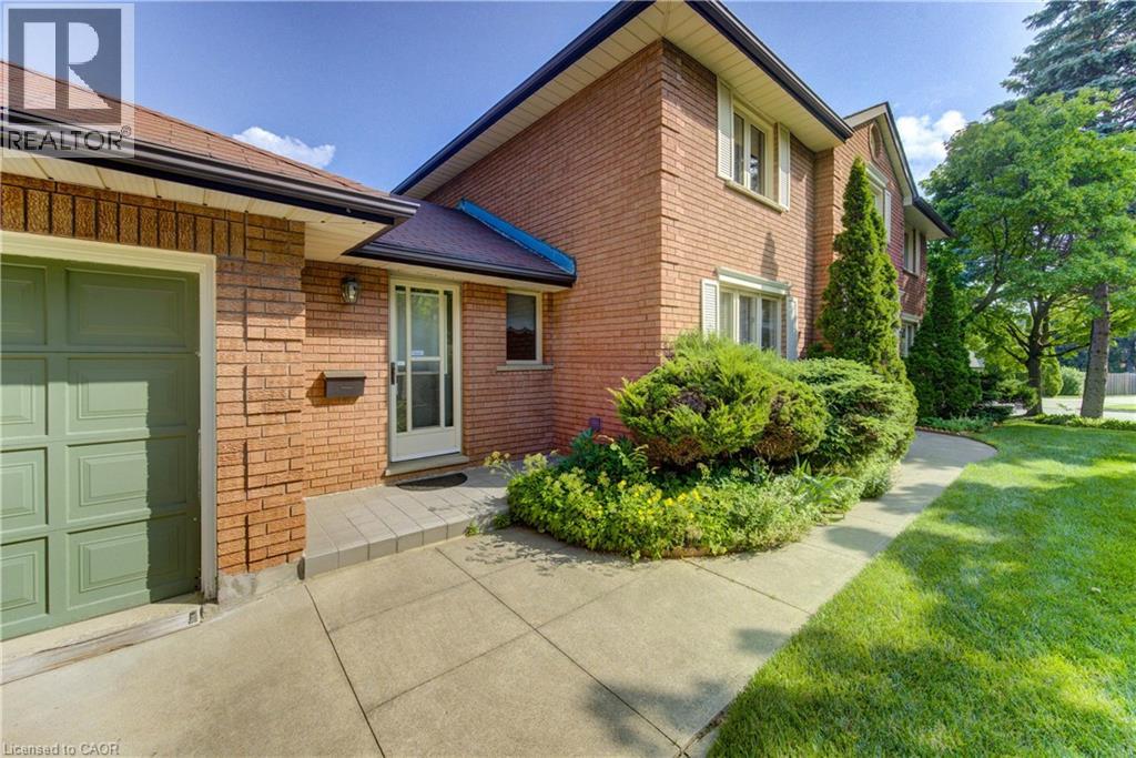 46 HUNTINGDALE Drive - 5