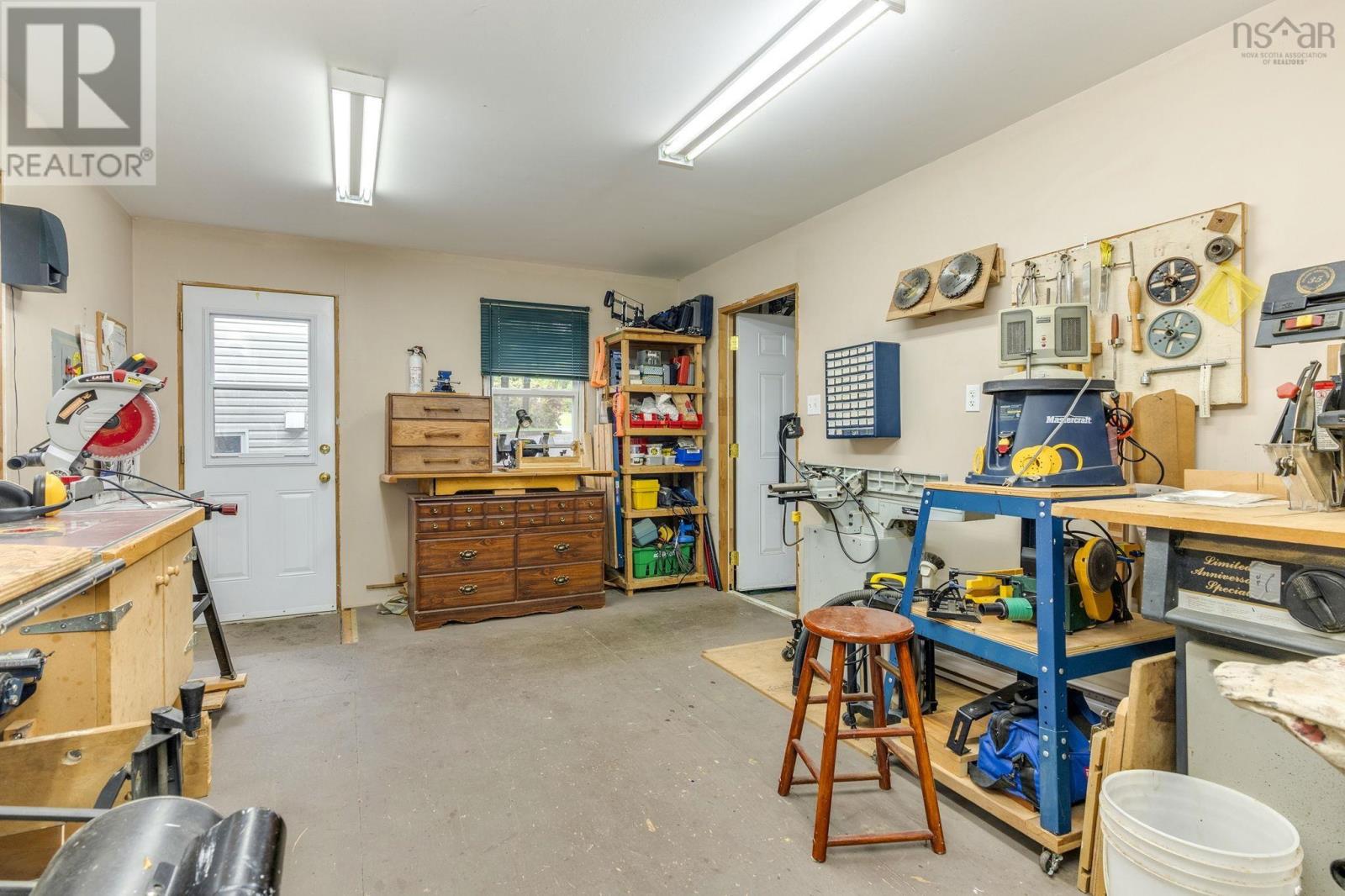 20 Willowdale Drive - 27