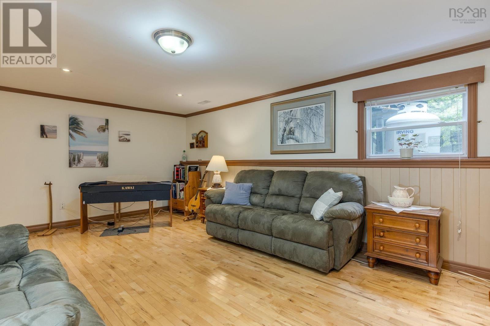 20 Willowdale Drive - 23