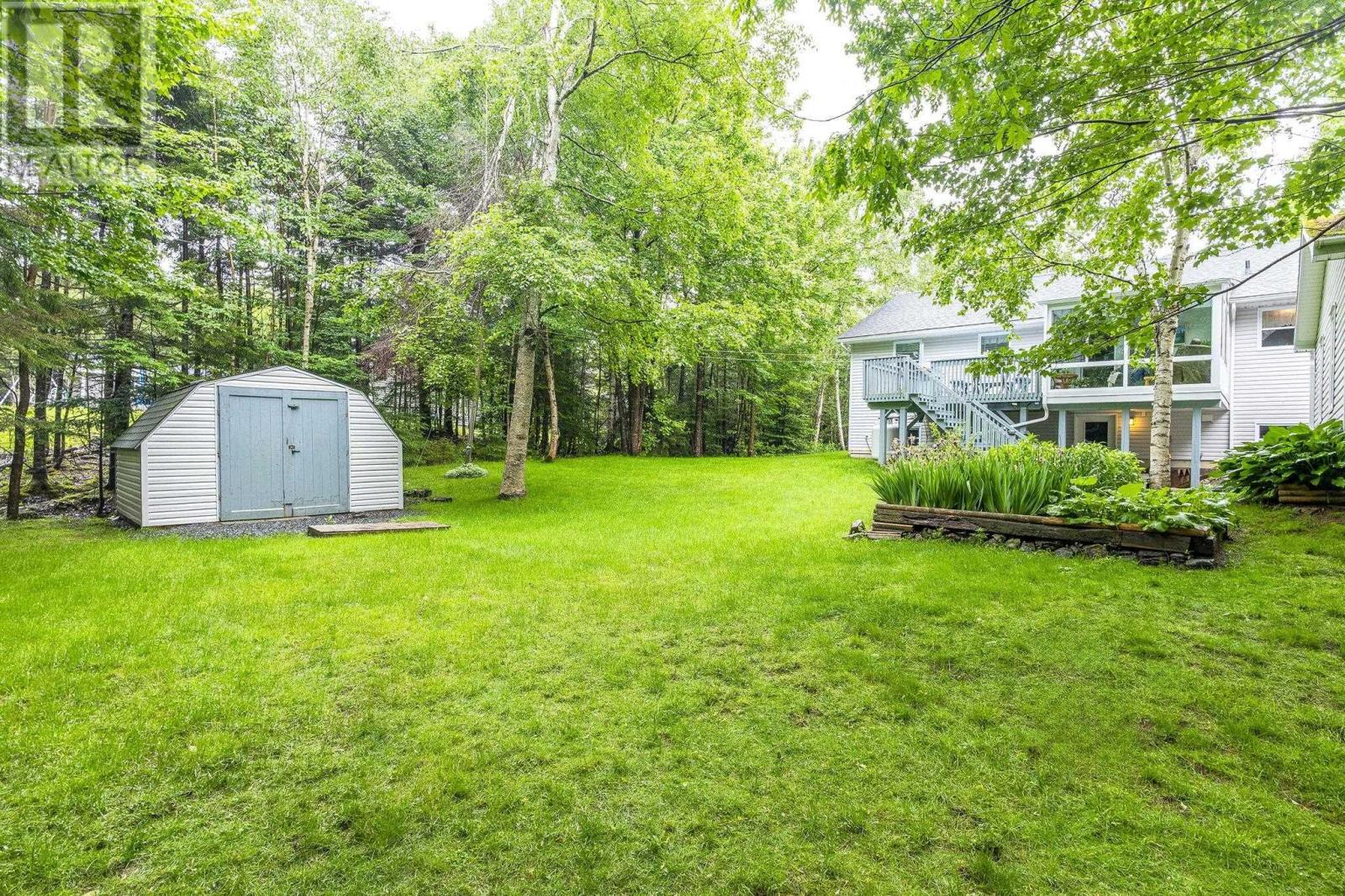 20 Willowdale Drive - 4