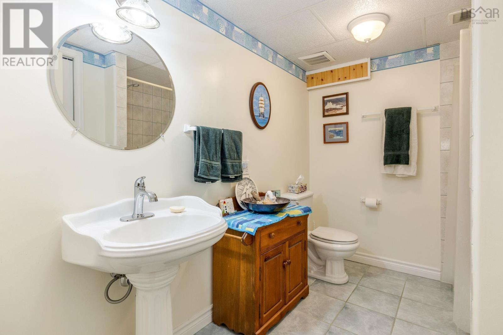 20 Willowdale Drive - 25