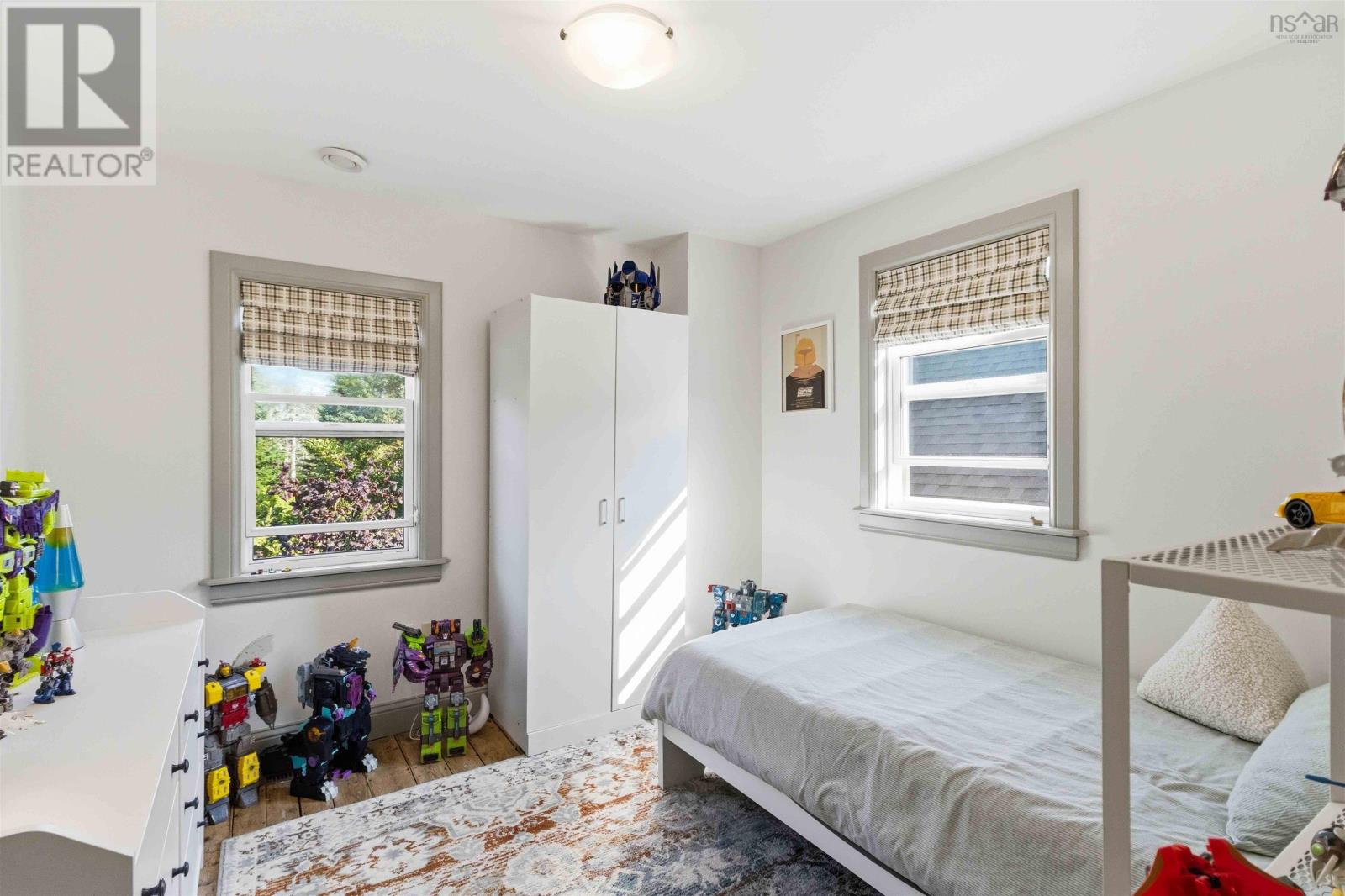 295 Kennedys Road - 29