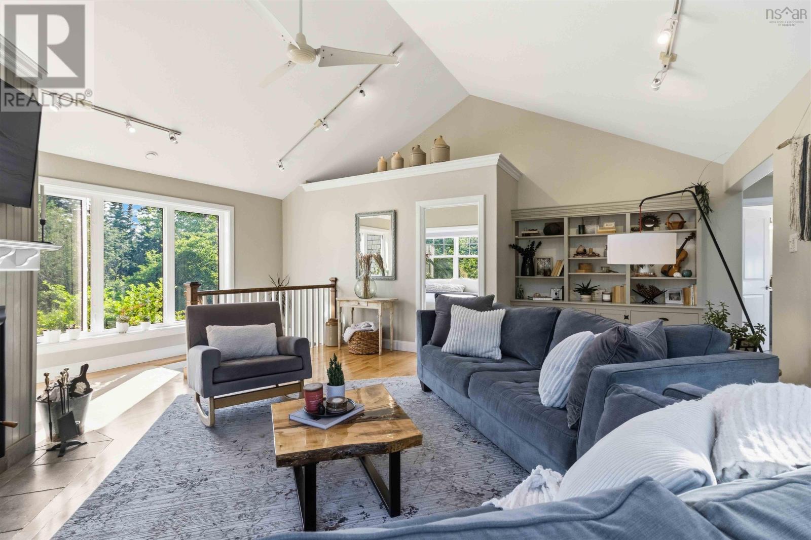 295 Kennedys Road - 49