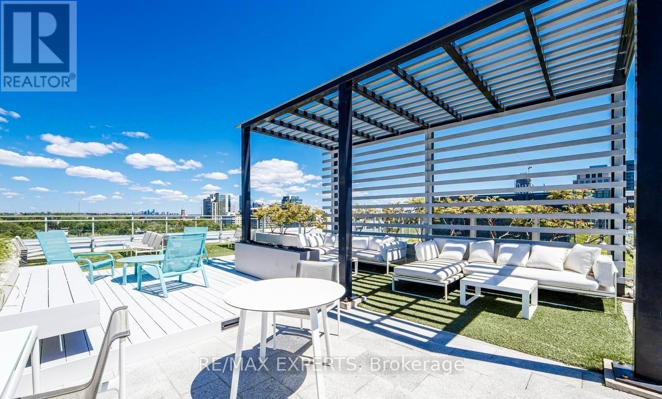 #1007 223 ST CLAIR AVENUE W - 31