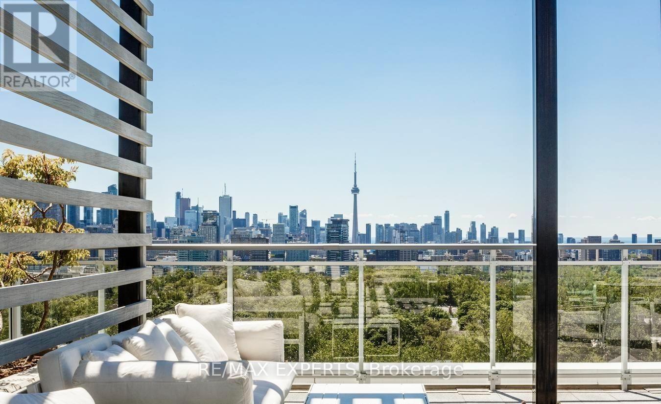 #1007 223 ST CLAIR AVENUE W - 32