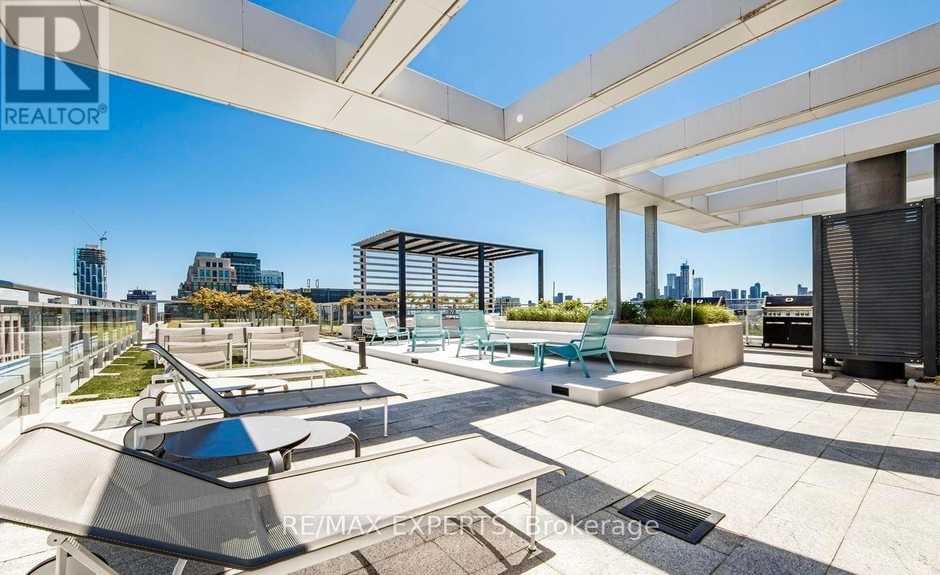#1007 223 ST CLAIR AVENUE W - 34