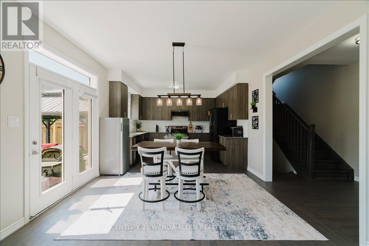 6 TIMBER DRIVE - 14