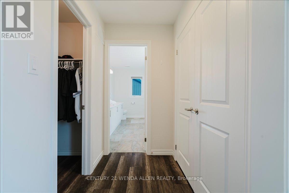 6 TIMBER DRIVE - 23