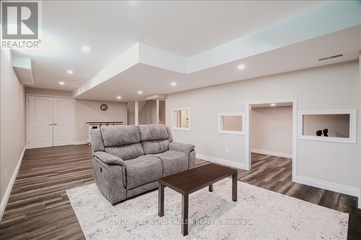 6 TIMBER DRIVE - 39