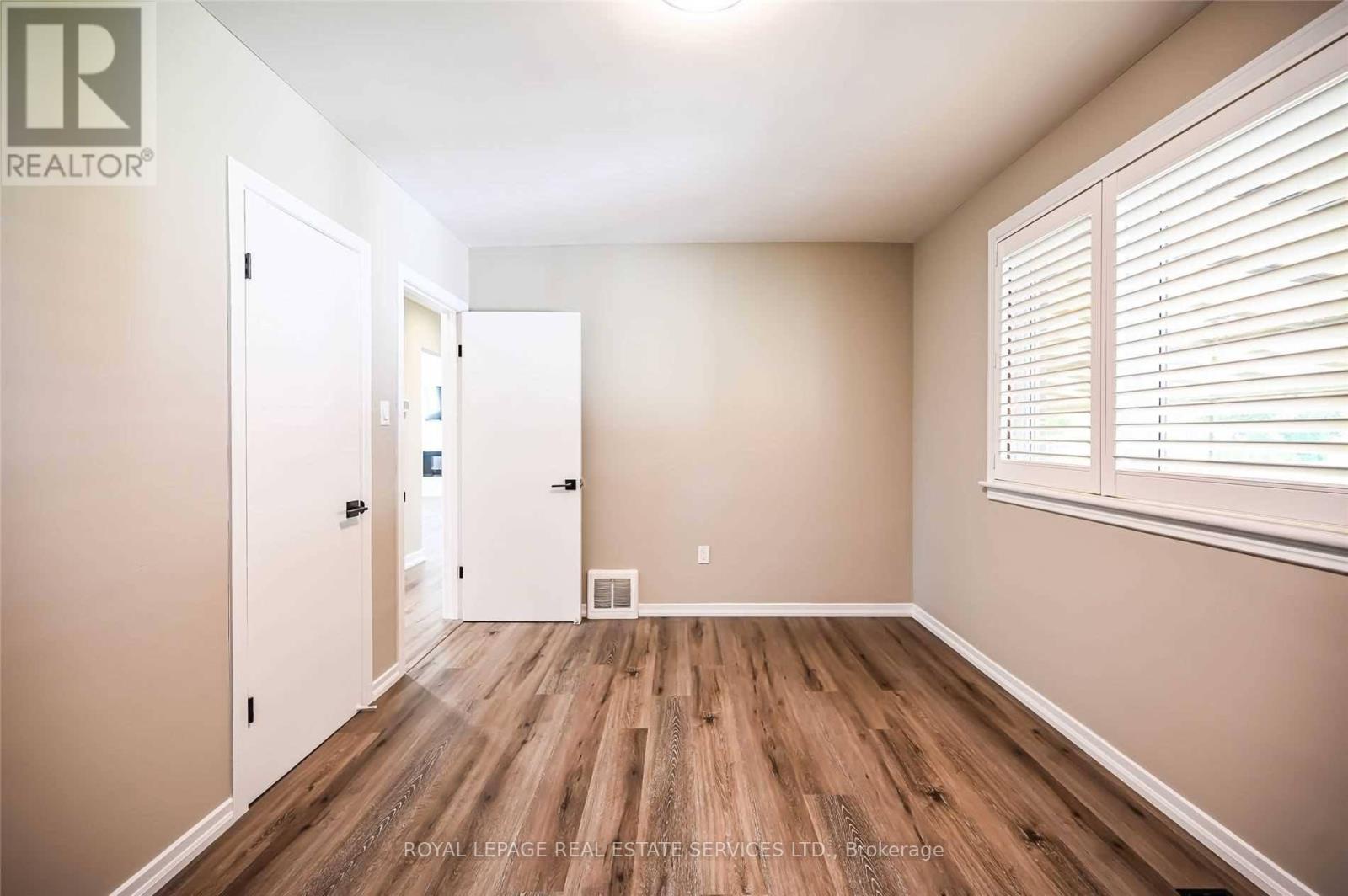 191 NASH ROAD N - Image 15