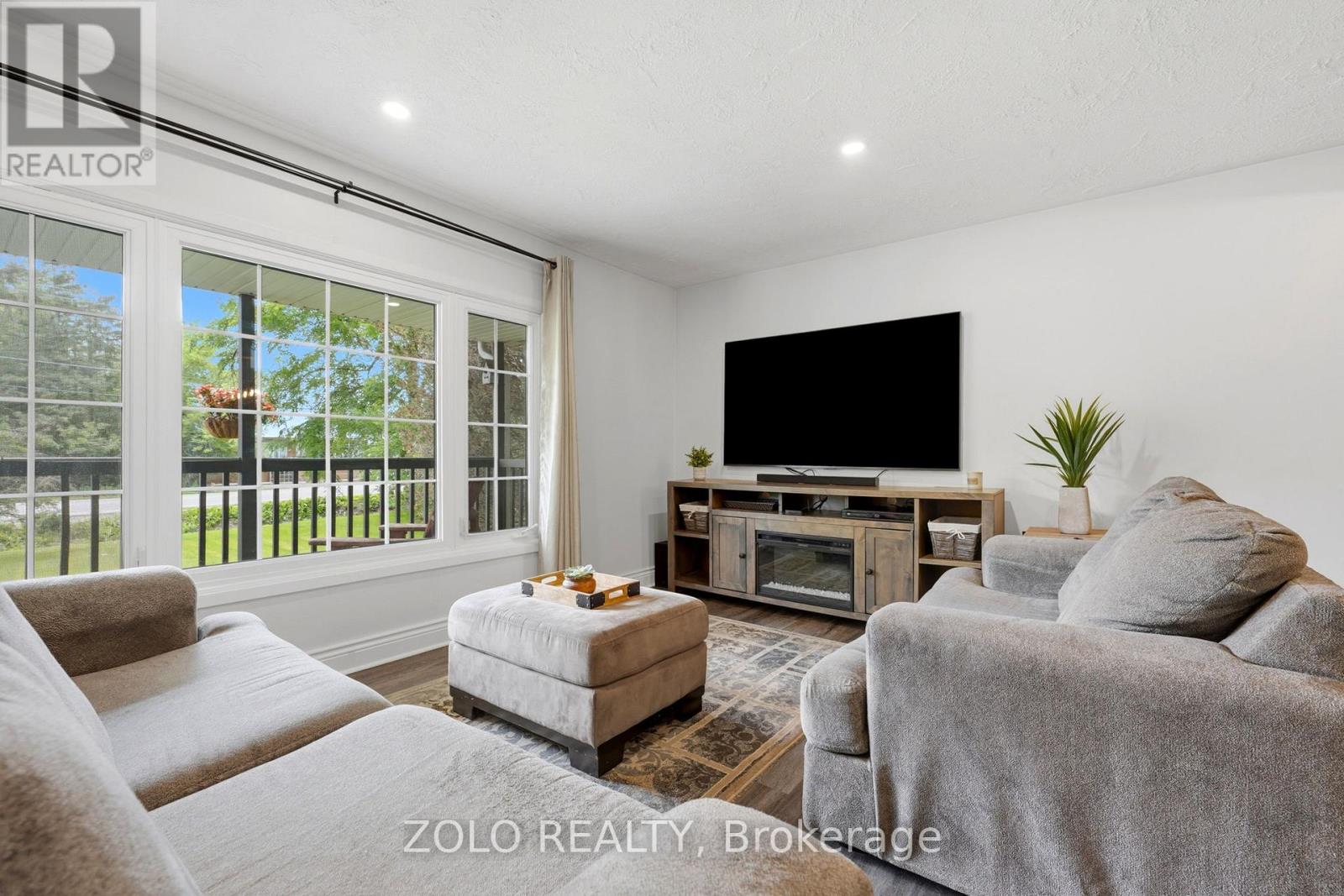 9406 WELLINGTON RD 42 ROAD - 12