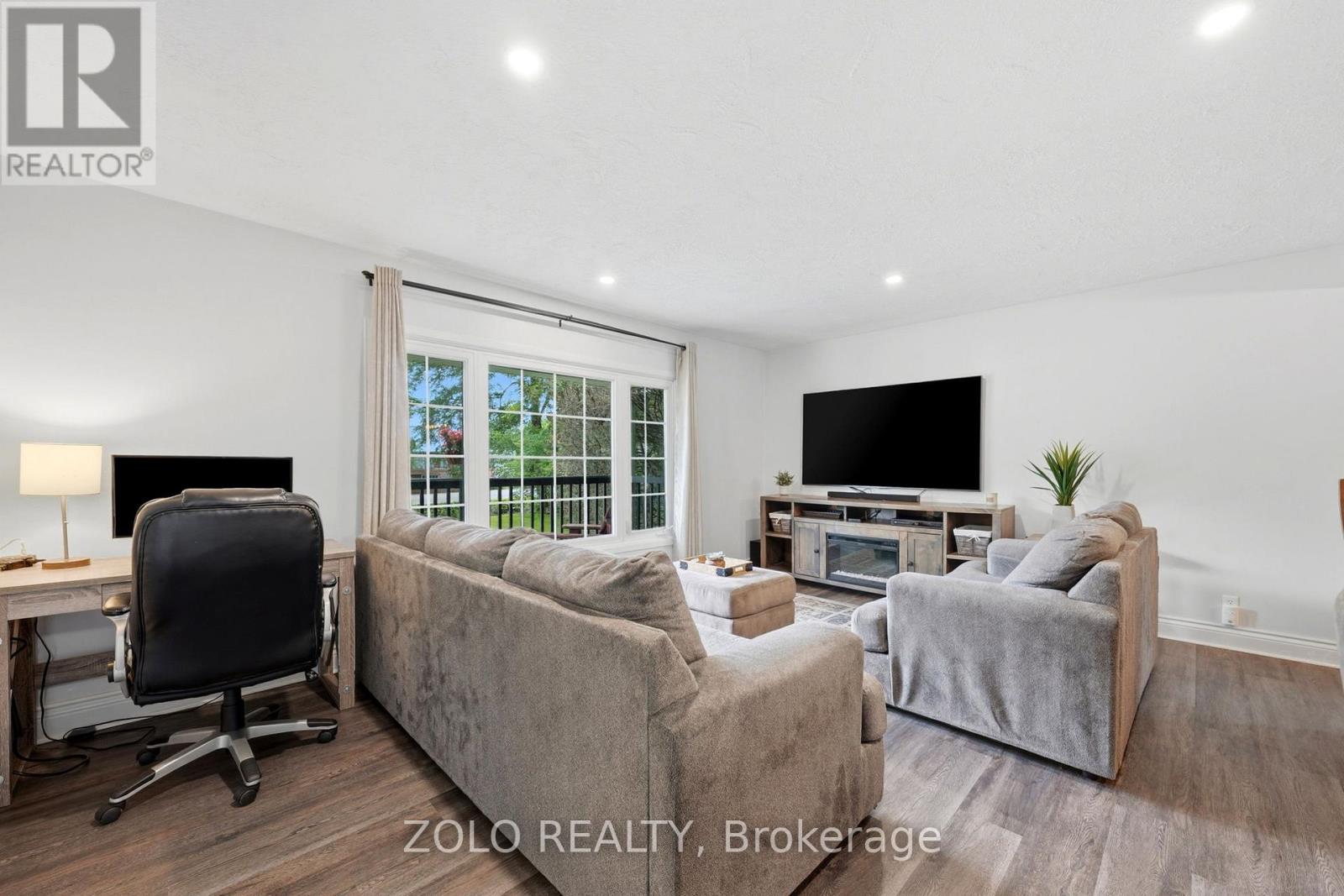 9406 WELLINGTON RD 42 ROAD - 14