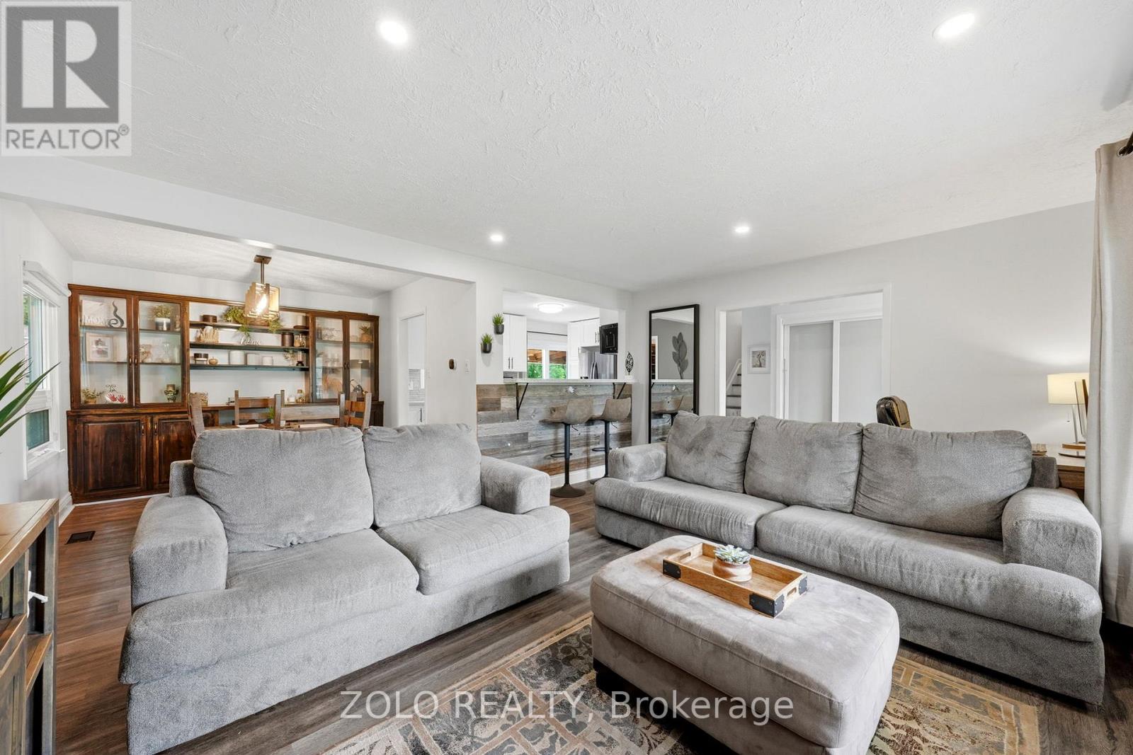 9406 WELLINGTON RD 42 ROAD - 15