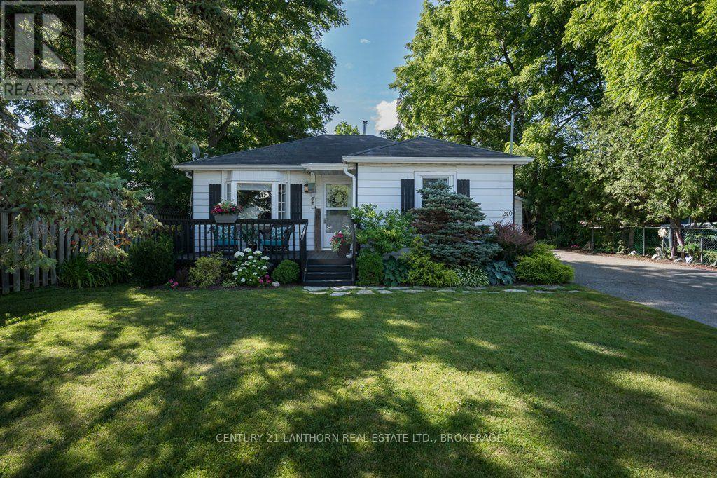 240 THOMAS STREET W - 1