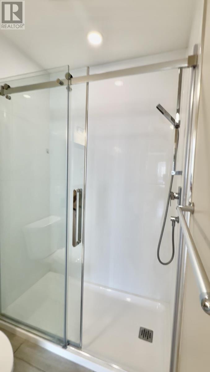 #108 210 Shakespeare Drive - 14