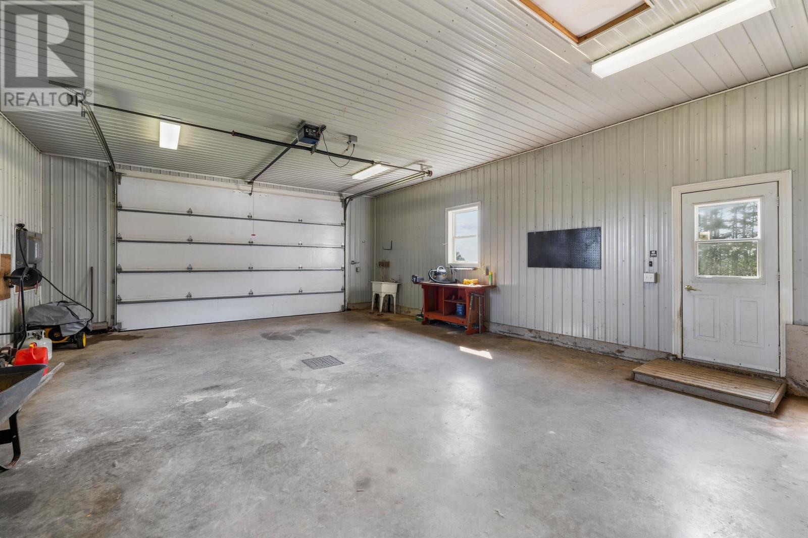 71 Morrison Lane - 41