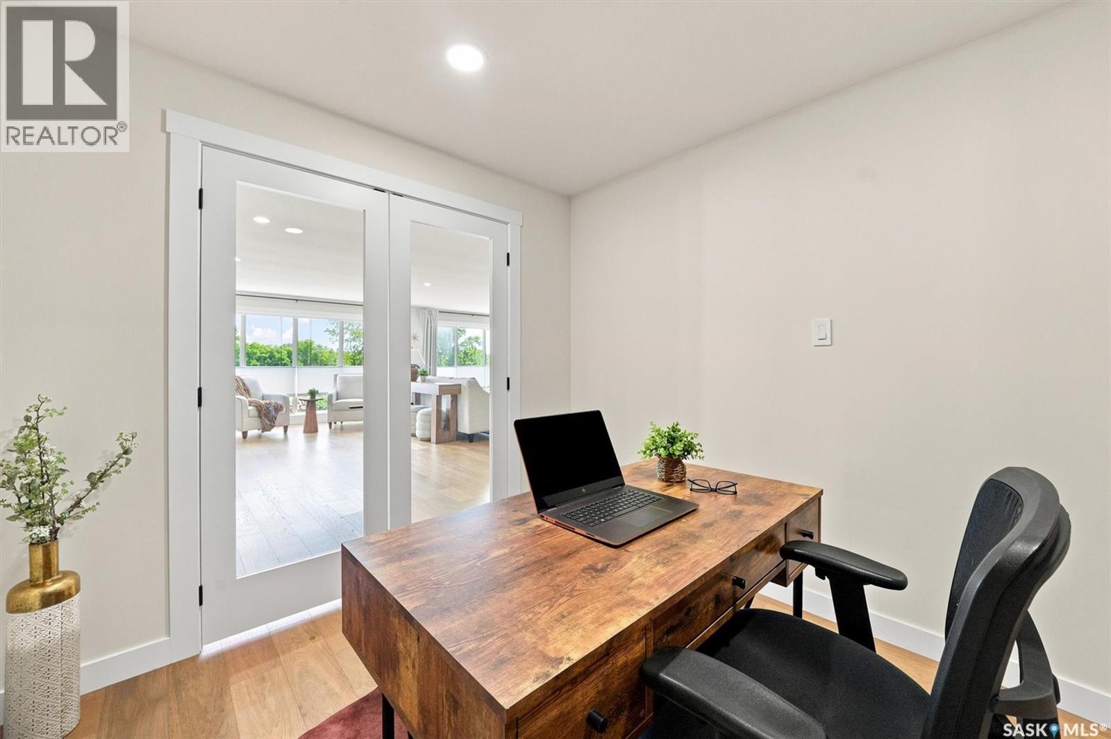 115 Whiteswan DRIVE - Image 19