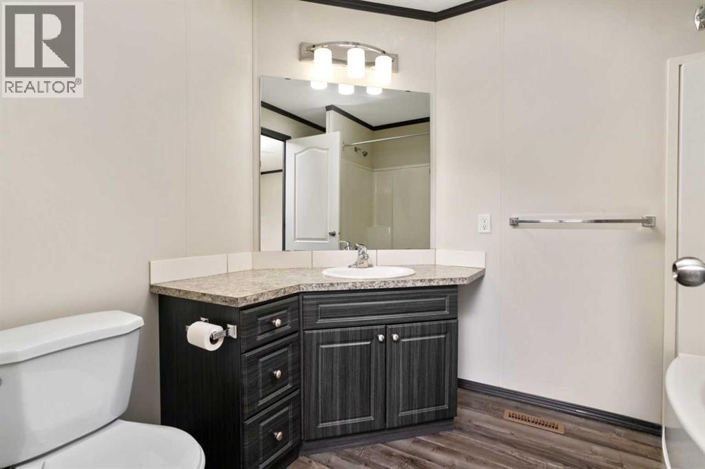48040 Range 212 Road - 16