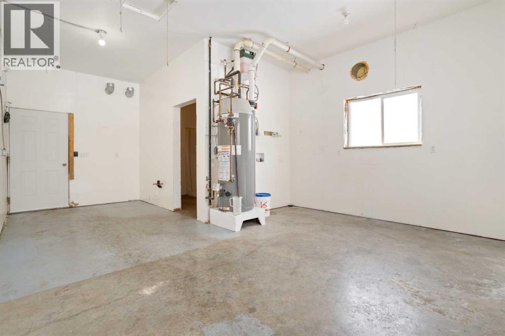 48040 Range 212 Road - 28