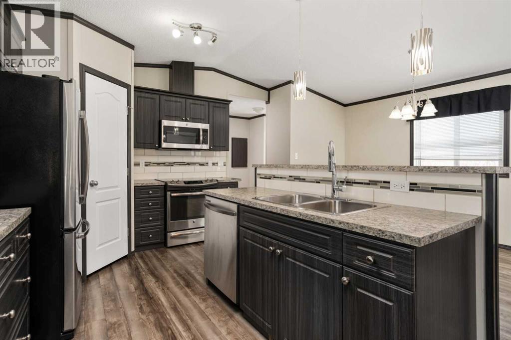 48040 Range 212 Road - 12
