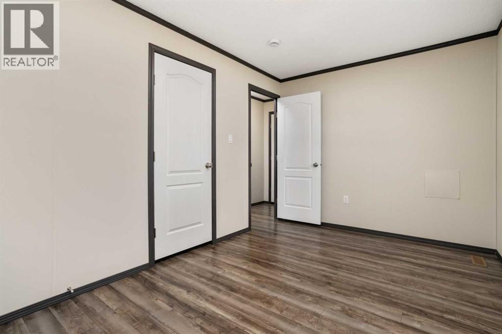 48040 Range 212 Road - 23