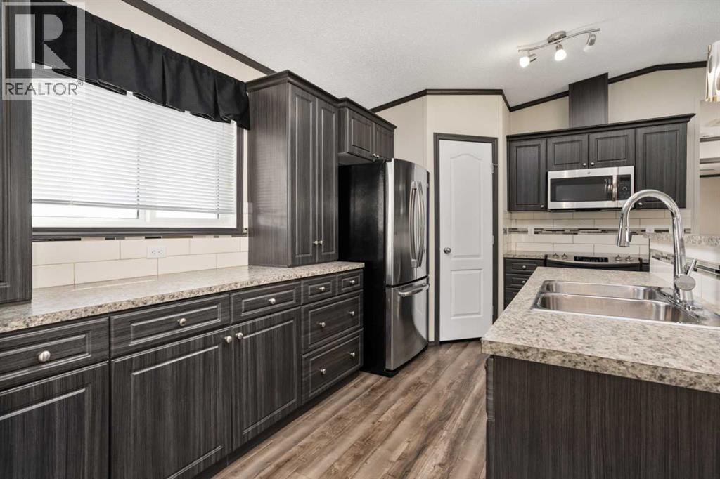 48040 Range 212 Road - 11
