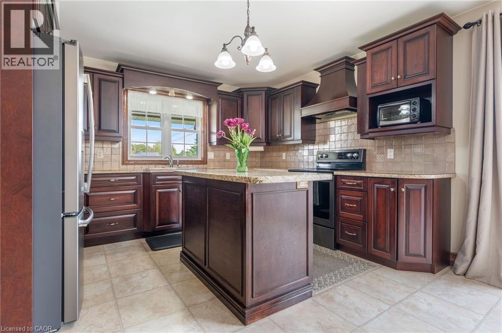 8984 PLANK Road - 11