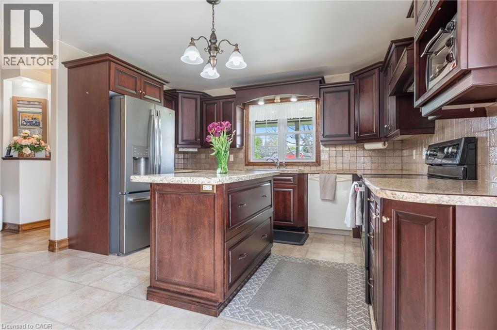 8984 PLANK Road - 12