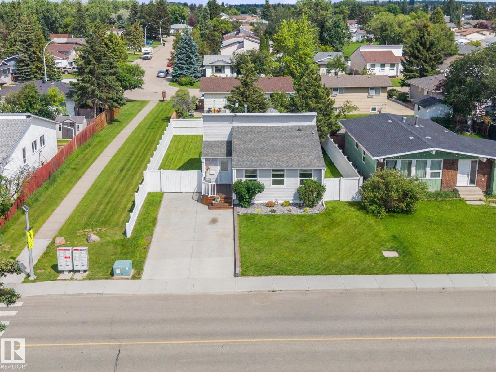 3607 42 ST - 4
